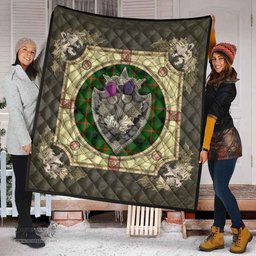Scottish Kincaid Modern Clan Scottish Plaid Tartan Quilt - Crystal Thistle Shield Scottish Plaid Tartan Plaid - ScotsTee - scotstee.com
