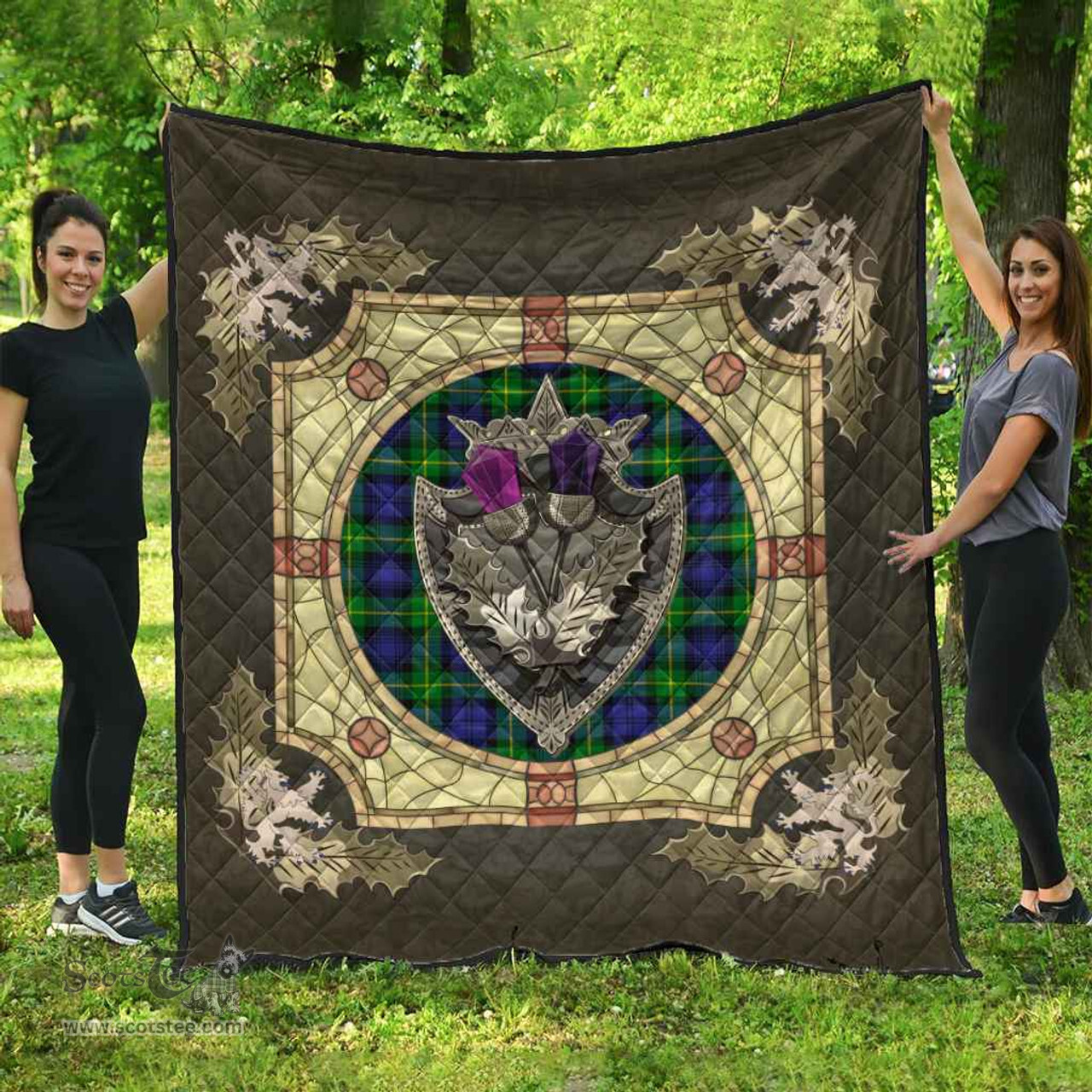 Scottish Gordon Modern Clan Scottish Plaid Tartan Quilt - Crystal Thistle Shield Scottish Plaid Tartan Plaid - ScotsTee - scotstee.com