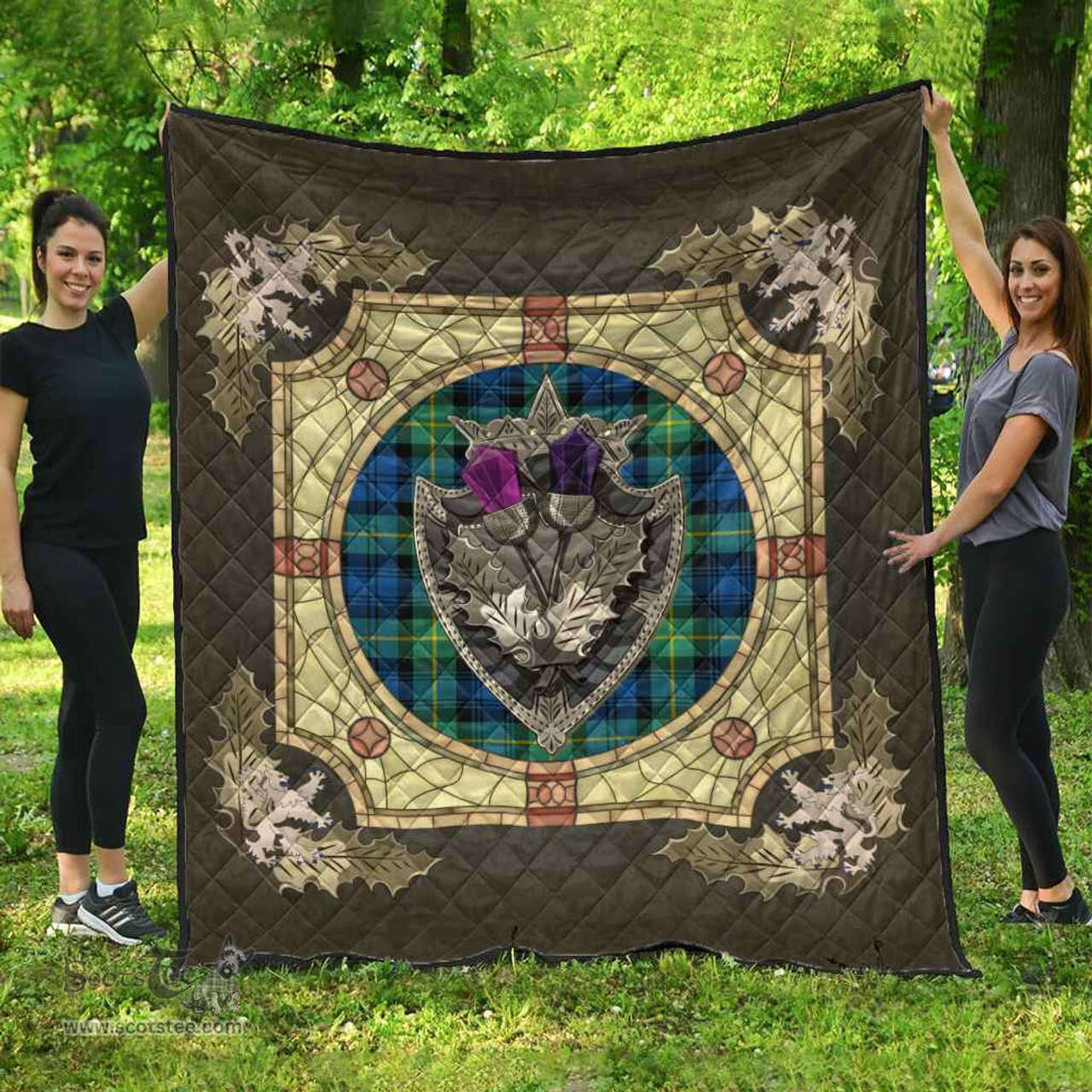 Scottish Gordon Ancient Clan Scottish Plaid Tartan Quilt - Crystal Thistle Shield Scottish Plaid Tartan Plaid - ScotsTee - scotstee.com