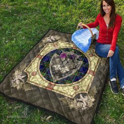 Scottish Colquhoun Modern Clan Scottish Plaid Tartan Quilt - Crystal Thistle Shield Scottish Plaid Tartan Plaid - ScotsTee - scotstee.com