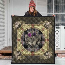 Scottish Moffat Modern Clan Scottish Plaid Tartan Quilt - Crystal Thistle Shield Scottish Plaid Tartan Plaid - ScotsTee - scotstee.com