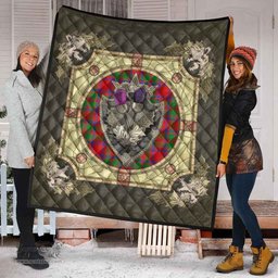 Scottish MacKintosh Modern Clan Scottish Plaid Tartan Quilt - Crystal Thistle Shield Scottish Plaid Tartan Plaid - ScotsTee - scotstee.com