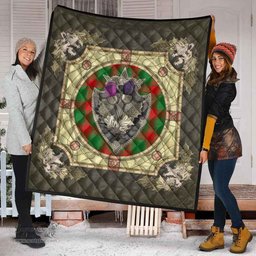 Scottish Middleton Modern Clan Scottish Plaid Tartan Quilt - Crystal Thistle Shield Scottish Plaid Tartan Plaid - ScotsTee - scotstee.com