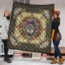 Scottish MacMillan Old Weathered Clan Scottish Plaid Tartan Quilt - Crystal Thistle Shield Scottish Plaid Tartan Plaid - ScotsTee - scotstee.com