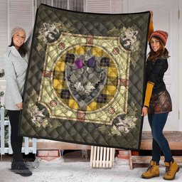 Scottish MacLeod of Lewis Ancient Clan Scottish Plaid Tartan Quilt - Crystal Thistle Shield Scottish Plaid Tartan Plaid - ScotsTee - scotstee.com