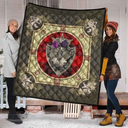 Scottish MacLeod of Raasay Clan Scottish Plaid Tartan Quilt - Crystal Thistle Shield Scottish Plaid Tartan Plaid - ScotsTee - scotstee.com