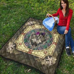 Scottish MacFarlane Hunting Ancient Clan Scottish Plaid Tartan Quilt - Crystal Thistle Shield Scottish Plaid Tartan Plaid - ScotsTee - scotstee.com