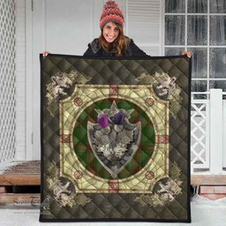 Scottish Maxwell Hunting Clan Scottish Plaid Tartan Quilt - Crystal Thistle Shield Scottish Plaid Tartan Plaid - ScotsTee - scotstee.com