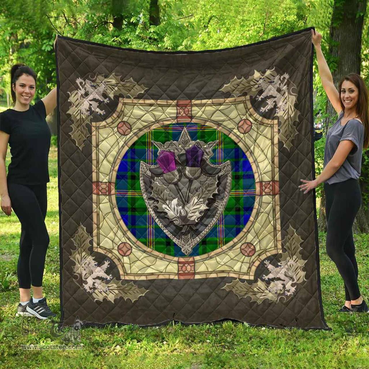 Scottish Maitland Clan Scottish Plaid Tartan Quilt - Crystal Thistle Shield Scottish Plaid Tartan Plaid - ScotsTee - scotstee.com