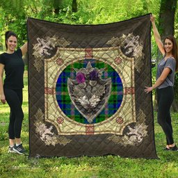 Scottish Maitland Clan Scottish Plaid Tartan Quilt - Crystal Thistle Shield Scottish Plaid Tartan Plaid - ScotsTee - scotstee.com