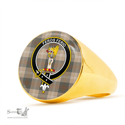 Scottish Chisholm Hunting Weathered Clan Tartan Ring - Crest Classic Scottish Plaid Tartan Plaid