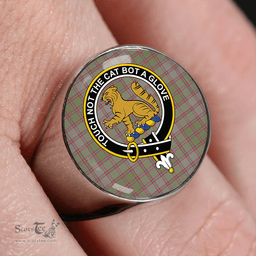 Scottish MacPherson of Glentruim Weathered Clan Tartan Ring - Crest Classic Scottish Plaid Tartan Plaid
