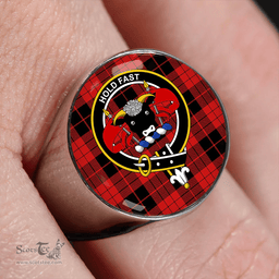Scottish MacLeod Black and Red Modern Clan Tartan Ring - Crest Classic Scottish Plaid Tartan Plaid