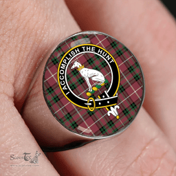 Scottish Hunter of Bute (Michael Maroon) Ancient Clan Tartan Ring - Crest Classic Scottish Plaid Tartan Plaid