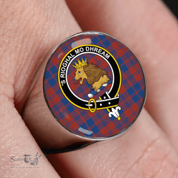 Scottish MacGregor of Glengyle (Gregor of Deeside) Modern Clan Tartan Ring - Crest Classic Scottish Plaid Tartan Plaid