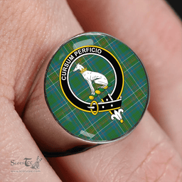 Scottish Hunter of Hunterston (Galbraith of Hunterston) Ancient Clan Tartan Ring - Crest Classic Scottish Plaid Tartan Plaid