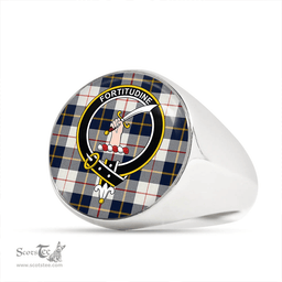 Scottish MacRae of Conchra Modern Clan Tartan Ring - Crest Classic Scottish Plaid Tartan Plaid