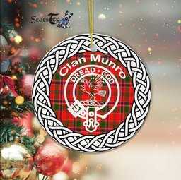Munro Clan Tartan Crest Badge Plaid Ornament Gift. Christmas Tree Ornament Tartan Ornament Great Christmas Ornaments Gift