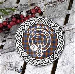 Bethune Clan Tartan Crest Badge Plaid Ornament Gift. Christmas Tree Ornament Bethune Clan Tartan Ornament Great Christmas Ornaments Gift