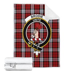 Scottish Brodie Dress Clan Tartan Blanket with Family Crest Tartan Plaid Sherpa Blanket Scottish Plaid Tartan Plaid - ScotsTee - scotstee.com
