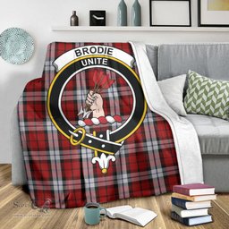 Scottish Brodie Dress Clan Tartan Blanket with Family Crest Tartan Plaid Sherpa Blanket Scottish Plaid Tartan Plaid - ScotsTee - scotstee.com