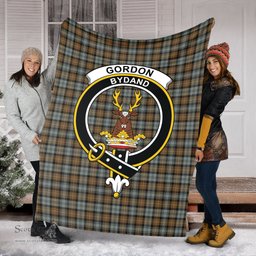 Scottish Gordon Weathered Clan Tartan Blanket with Family Crest Tartan Plaid Sherpa Blanket Scottish Plaid Tartan Plaid - ScotsTee - scotstee.com