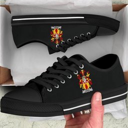 Irish Breen or O'Breen Coat of Arms Family Crest Ireland Low Top Shoes (Women's/Men's) Black/ White Irish Shoes