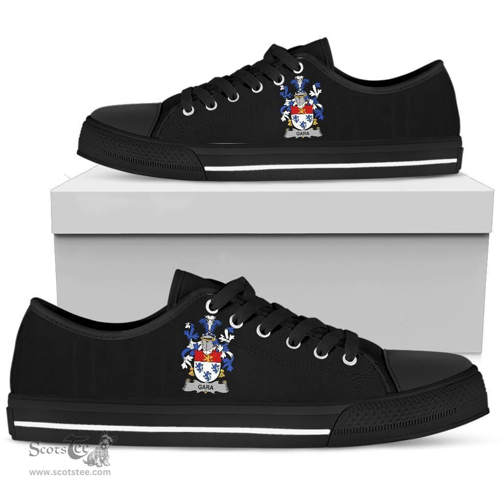 Irish Gara or O'Gara Coat of Arms Family Crest Ireland Low Top Shoes (Women's/Men's) Black/ White Irish Shoes