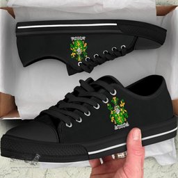 Irish Mulcahy or O'Mulcahy Coat of Arms Family Crest Ireland Low Top Shoes (Women's/Men's) Black/ White Irish Shoes