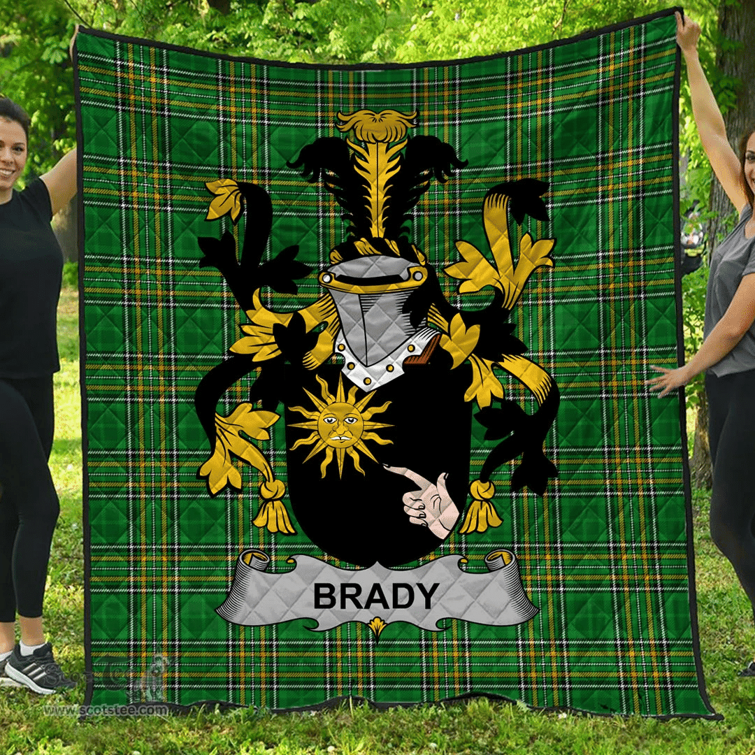 Scottish Brady Or Mcbrady Irish Coat of Arms Family Crest Quilt Irish National Tartan Irish County Quilts