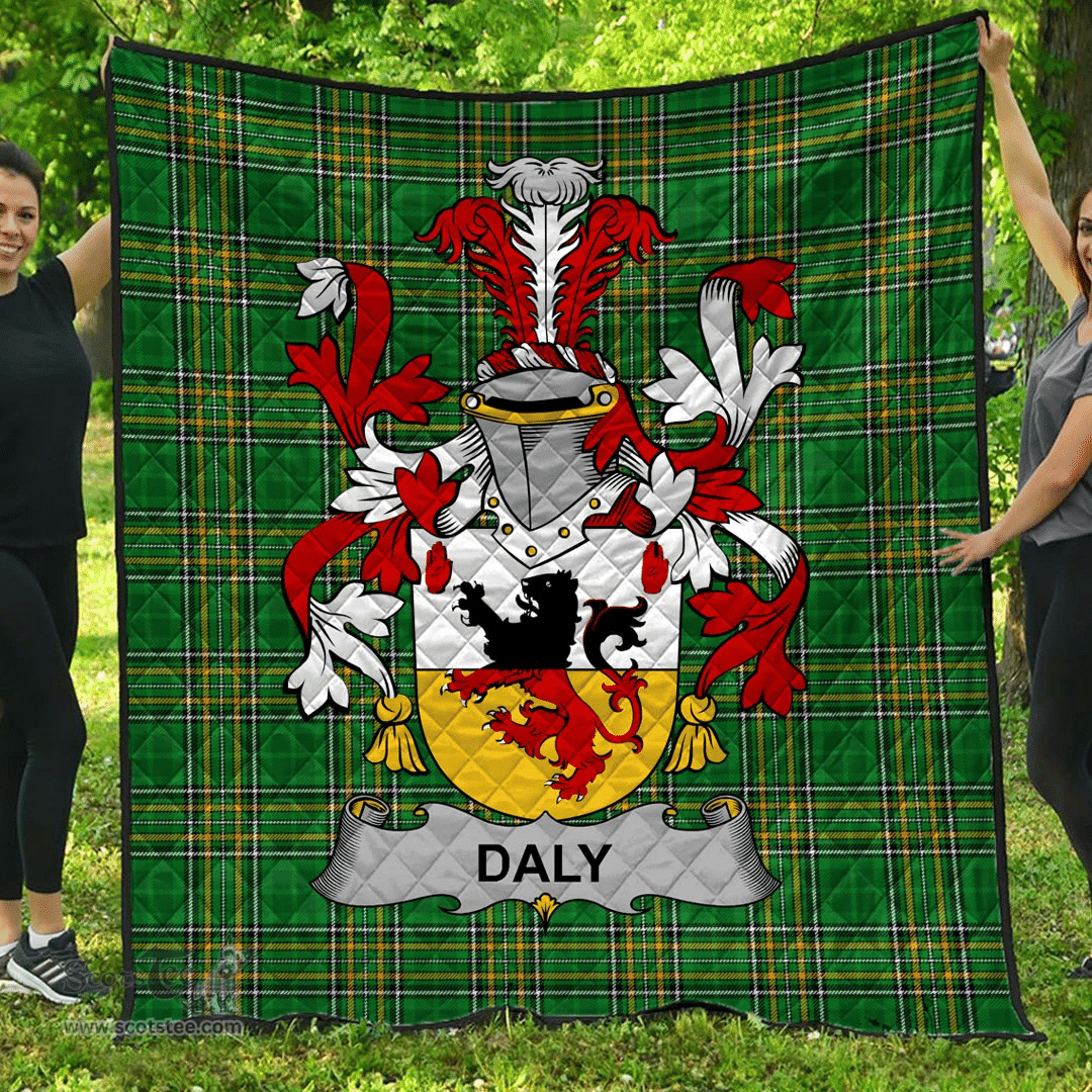 Scottish Daly Or O'Daly Irish Coat of Arms Family Crest Quilt Irish National Tartan Irish County Quilts