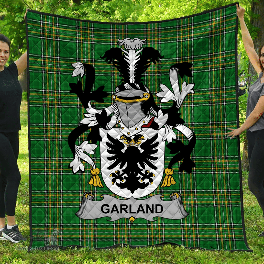 Scottish Garland Or Mcgartland Irish Coat of Arms Family Crest Quilt Irish National Tartan Irish County Quilts