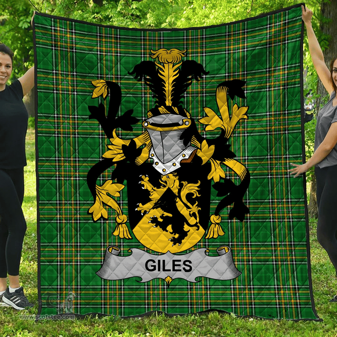 Scottish Giles Or Gyles Irish Coat of Arms Family Crest Quilt Irish National Tartan Irish County Quilts