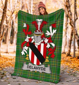 Scottish Delahyde Coat of Arms Family Crest Ireland Blanket Irish National Tartan Irish County Blanket