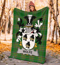 Scottish Wolfe Coat of Arms Family Crest Ireland Blanket Irish National Tartan Irish County Blanket