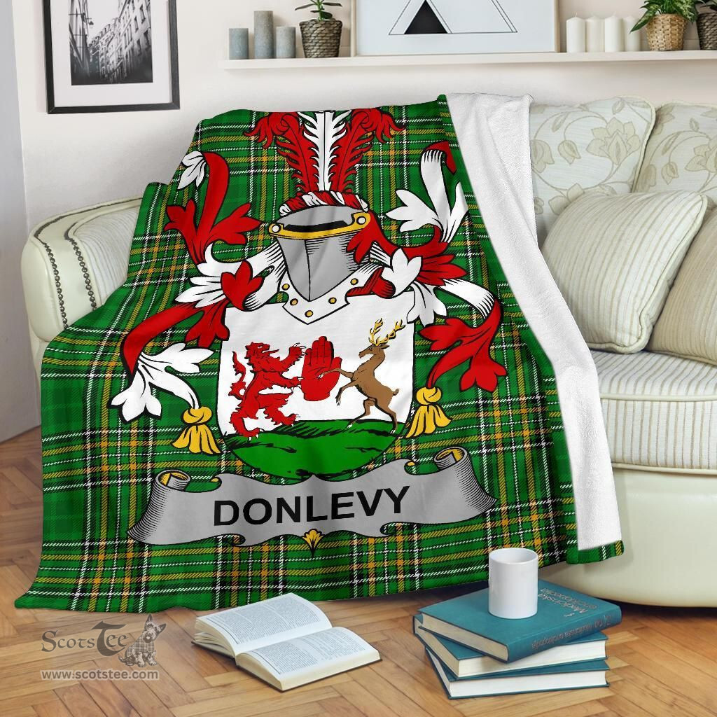 Scottish Donlevy or O'Donlevy Coat of Arms Family Crest Ireland Blanket Irish National Tartan Irish County Blanket
