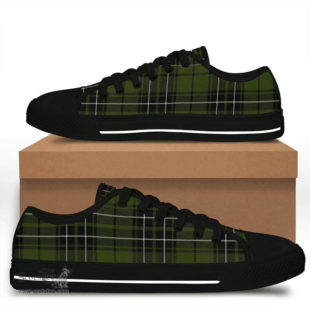 Scottish MacLean Hunting Clan Tartan Low Top Shoes - Crest Classic Scottish Plaid Tartan Plaid