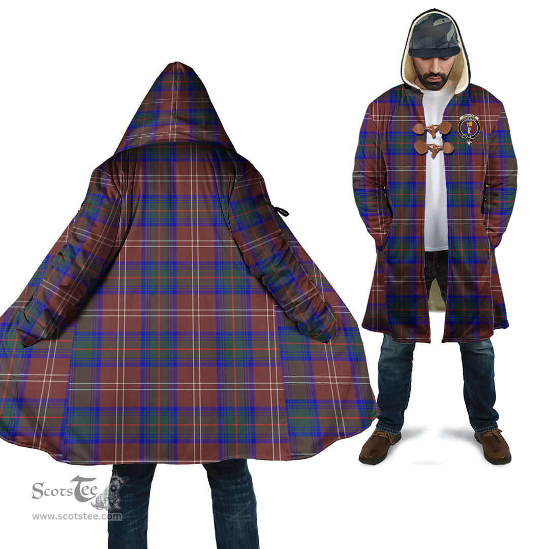 Scottish Chisholm Hunting Modern Tartan Cloaks - Hooded Cape Coat with Family Crest Scottish Clans
