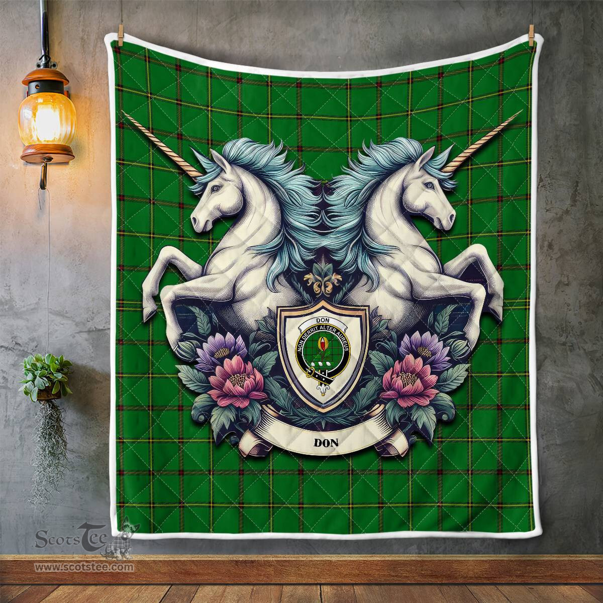 Scottish Don Clan Badge Tartan Royal Scottish Unicorn Tartan Quilt