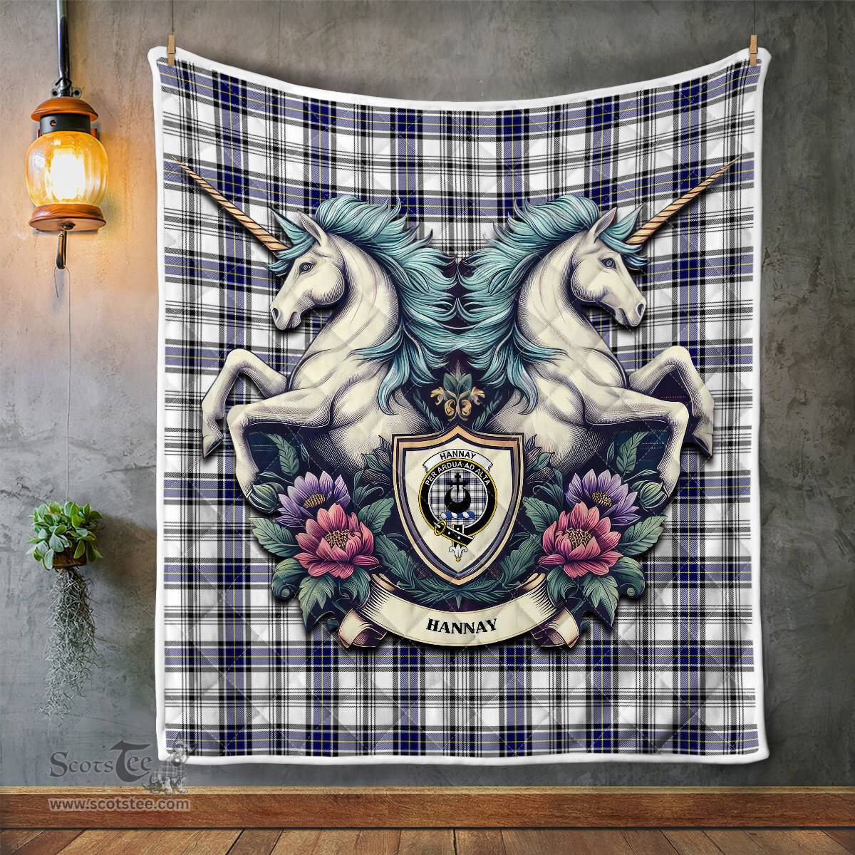 Scottish Hannay Clan Badge Tartan Royal Scottish Unicorn Tartan Quilt