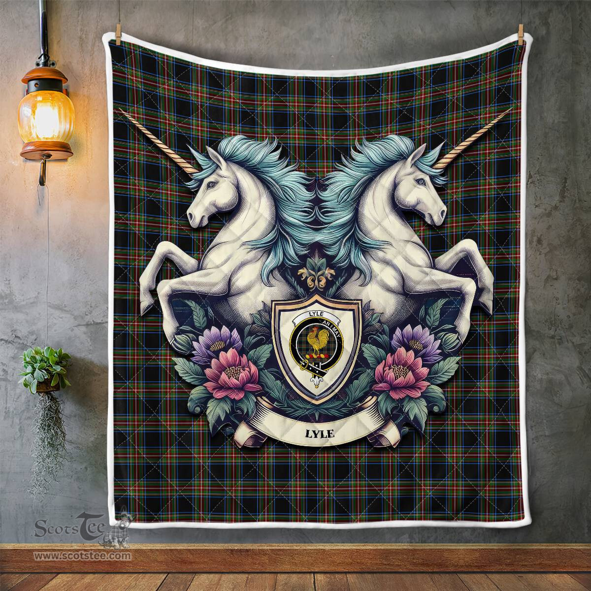 Scottish Lyle Clan Badge Tartan Royal Scottish Unicorn Tartan Quilt