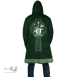 Irish Gun Coat of Arms Irish Cloak Hooded Cape Coat Irish Cross with Celtic Knot and Claddagh Ring