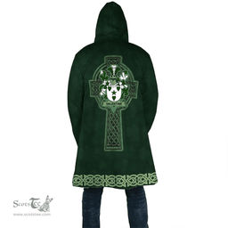 Irish Valentine Coat of Arms Irish Cloak Hooded Cape Coat Irish Cross with Celtic Knot and Claddagh Ring