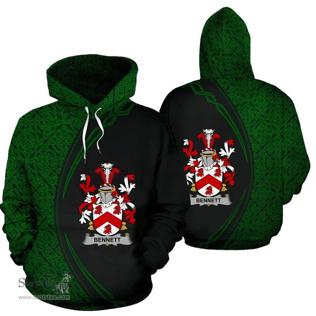 Irish Bennett Coat of Arms Irish Family Crest Hoodie Black Green Circle Style Hoodie