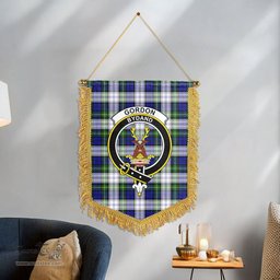 ScotsTee Shop Scottish Gordon Dress Modern Clan Crest Tartan Gonfalon Scottish Wall Hanging Banner