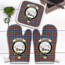 Scottish Bethune Clan Crest Tartan Oven Mitt And Pot Holder Set (2 Oven Mitts + 1 Pot Holder)