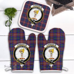Scottish Chisholm Hunting Modern Clan Crest Tartan Oven Mitt And Pot Holder Set (2 Oven Mitts + 1 Pot Holder)