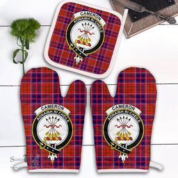 Scottish Cameron Of Lochiel Modern Clan Crest Tartan Oven Mitt And Pot Holder Set (2 Oven Mitts + 1 Pot Holder)