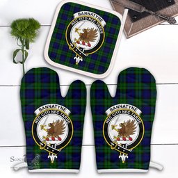 Scottish Bannatyne Clan Crest Tartan Oven Mitt And Pot Holder Set (2 Oven Mitts + 1 Pot Holder)