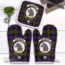 Scottish Chalmers Modern Clan Crest Tartan Oven Mitt And Pot Holder Set (2 Oven Mitts + 1 Pot Holder)